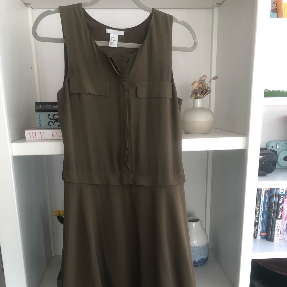 Olive dress with flowy skirt (H&M)